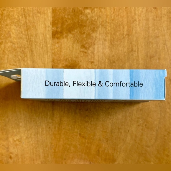 Cala Glam Couture “Multicolor" Coffin Shape Press On Nails New In Box Medium - Picture 3 of 5